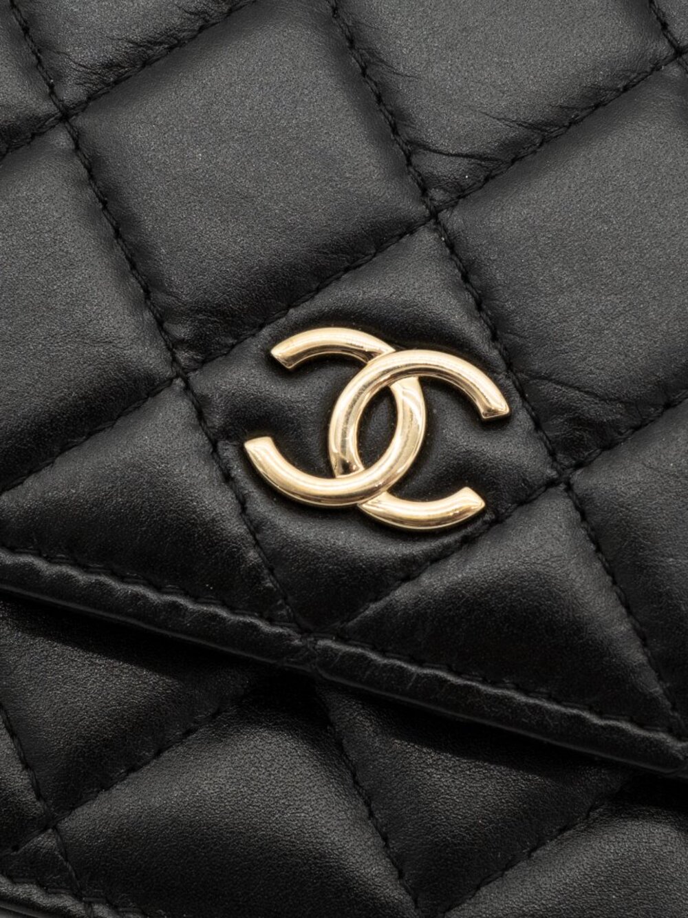 CHANEL Maxi Pearls Clutch with Chain Light Gold Hardware Full Set & COA - Picture 12 of 16
